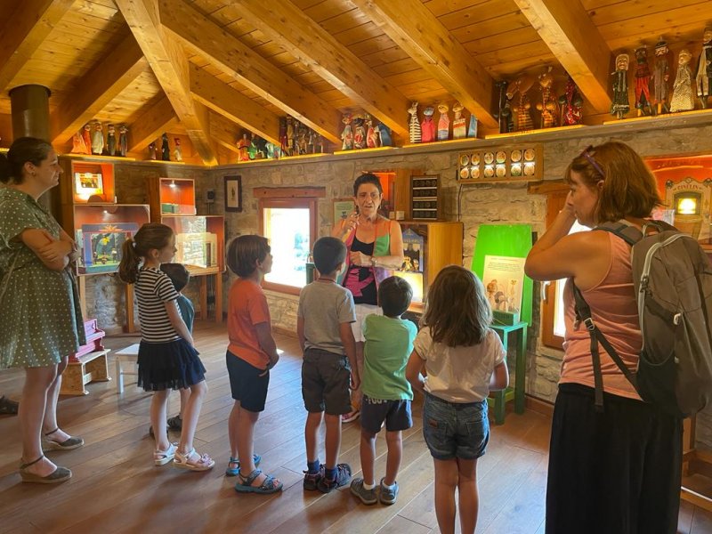 Visita guiada a La Casa de los Títeres de Abizanda